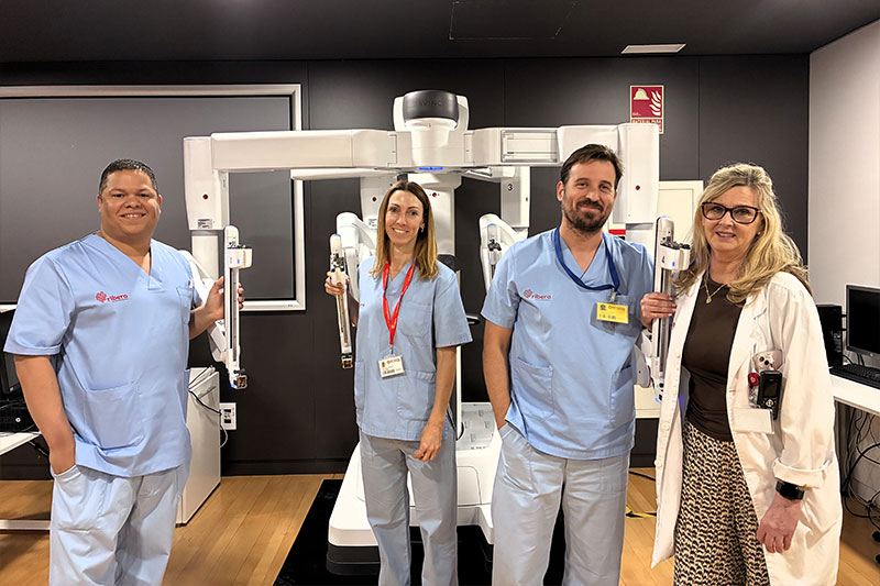 El Hospital Universitario del Vinalopó adquiere el robot quirúrgico Da Vinci Xi