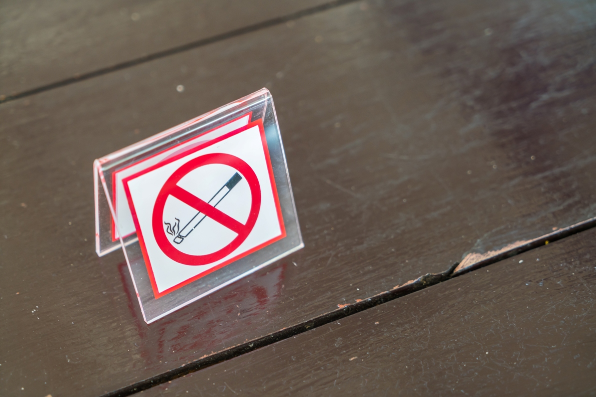 NO Smoking sign