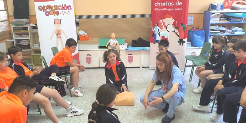 APRENDIENDO A SALVAR VIDAS EN EL COLE San Vicente de Paul