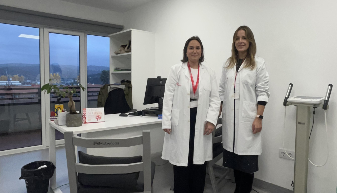 Clara Caínzos y Eva Anca, nutricionistas el hospital Ribera Juan Cardona