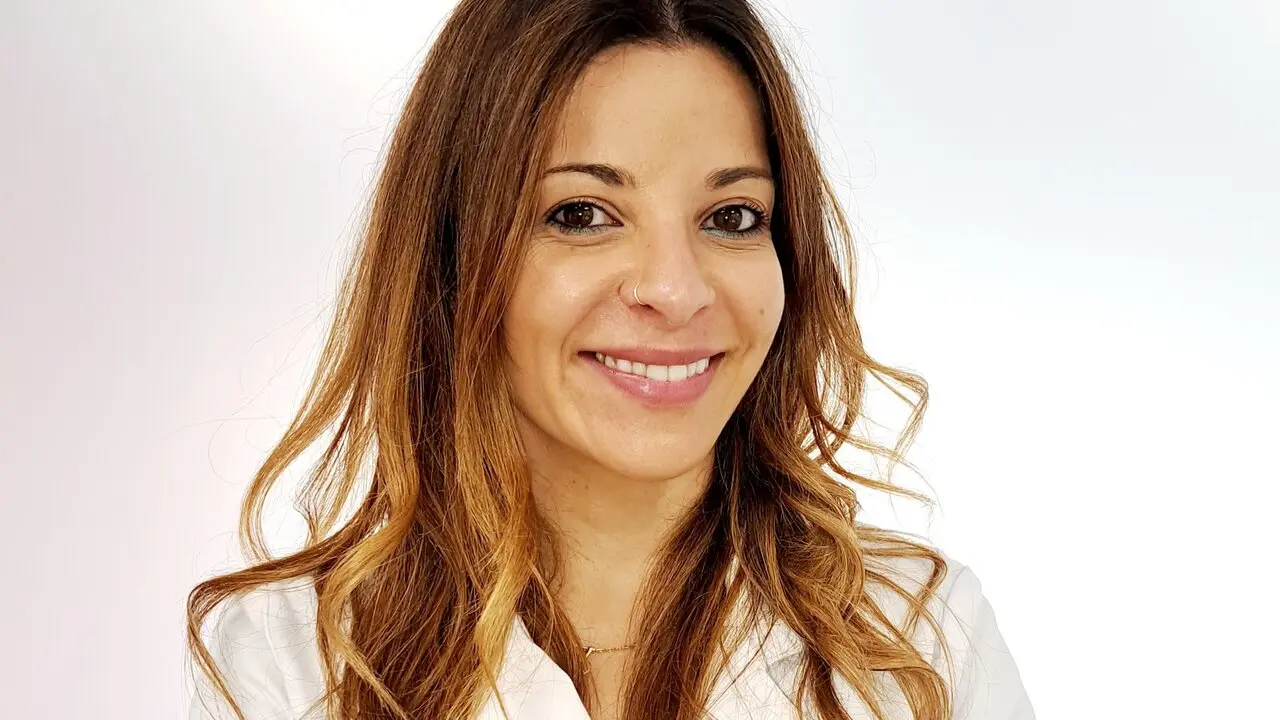 La doctora Noelia Fernández es especialista en medicina estética en Ribera-Polusa. AEP