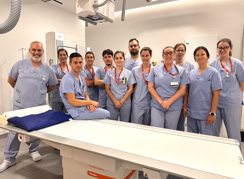 Profesionales de enfermería y técnicos del área de radiología