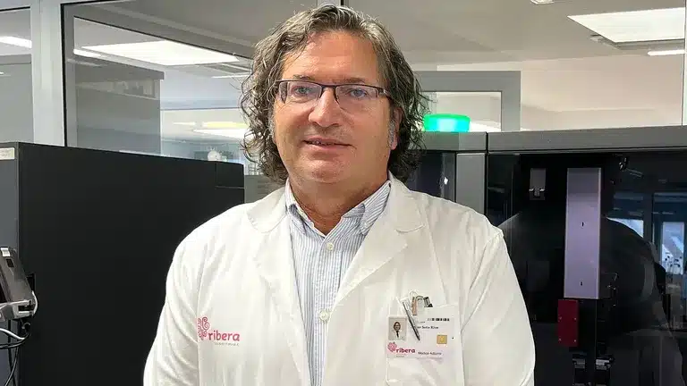 El médico César Soto, del Hospital Povisa