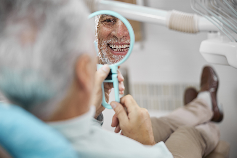 Carga inmediata en implantes dentales