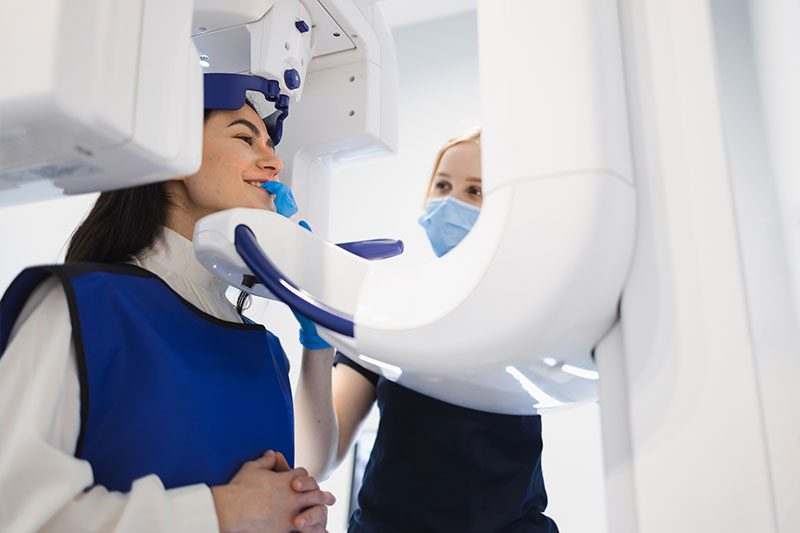 escáner 3D del maxilar para Implantes subperiósticos