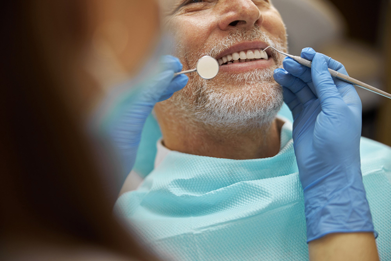 Implantes dentales sin tornillos