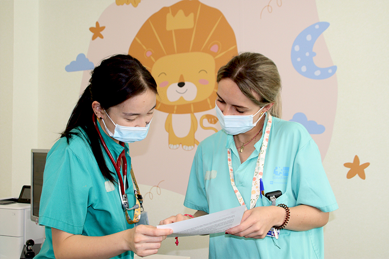 Pediatras del Hospital Universitario de Torrejón explican las claves de la alimentación para la vuelta al cole