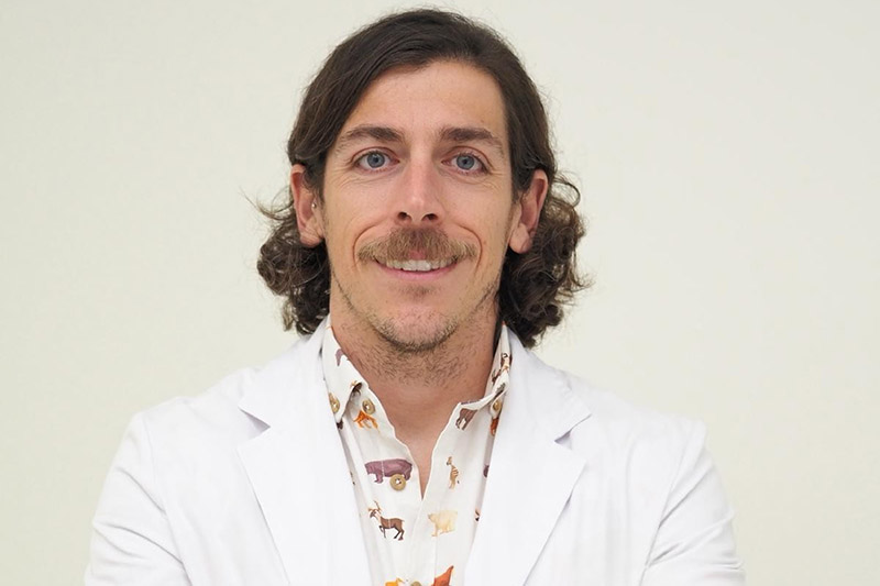 Dr. Álvaro Morales González,