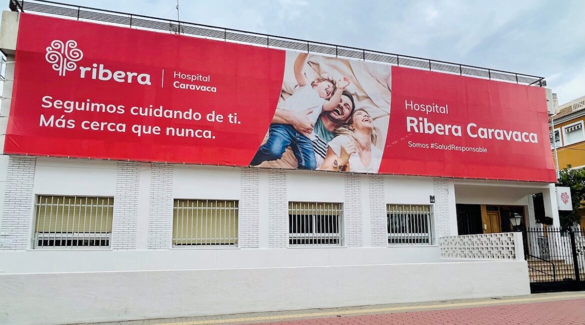 Fachada Hospital Ribera Caravaca