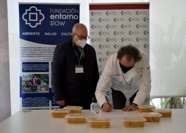 Firma Acuerdo CMVCaridad y Eurotoques Murcia