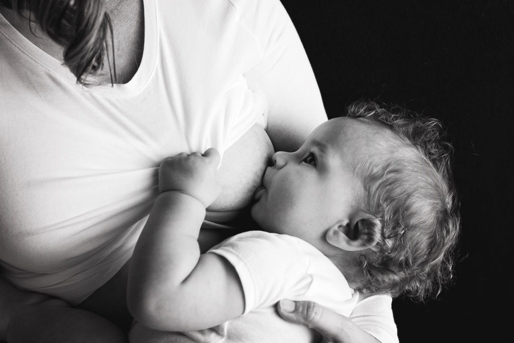 Un estudio del Departamento de Salud de La Ribera determina las principales causas de abandono de la lactancia materna