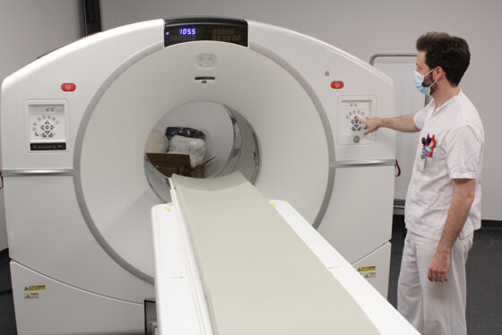 Ribera invierte casi siete millones de euros en tecnología para el diagnóstico y tratamientos oncológicos