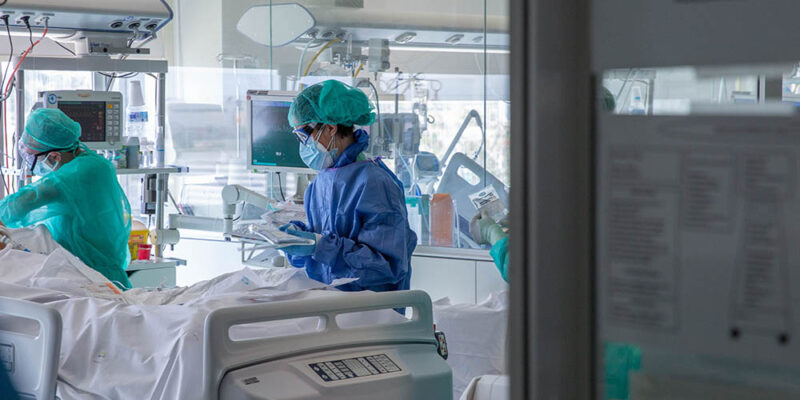 Los hospitales de Ribera cuentan con 44 días de espera quirúrgica frente a los 127 días del resto de centros de la Comunidad