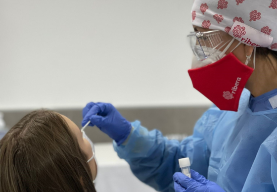 Ribera Lab refuerza las pruebas Covid en 4 hospitales y su laboratorio central para ayudar a frenar contagios en Navidad