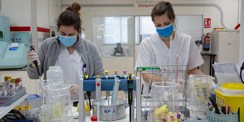 Ribera Lab hace más de medio millón de pruebas referenciadas en 2022, un 12% más que el año anterior